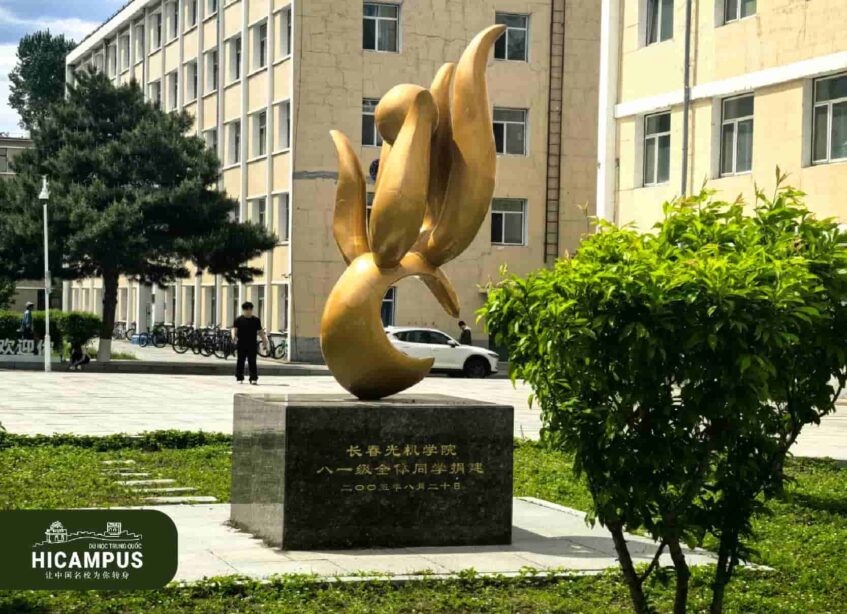 Dai Hoc Bach Khoa Truong Xuan Hicampus.vn  847x614