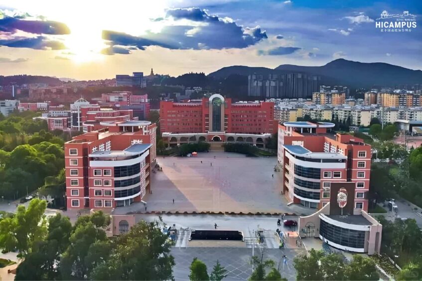 Dai Hoc Tai Chinh Van Nam Du Hoc Hicampus 01 Min 847x565